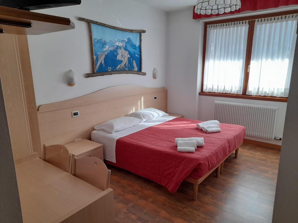 Hotel Garni B&B Maffei Пинцоло Экстерьер фото